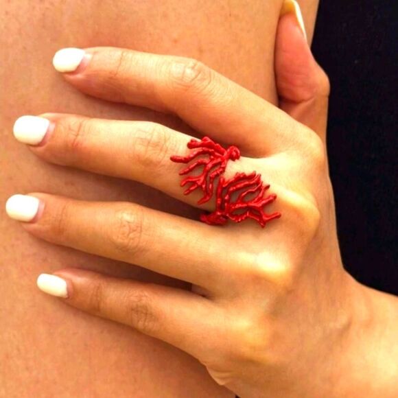 Elegant Red Coral-Inspired Ring - Picture 1 of 3
